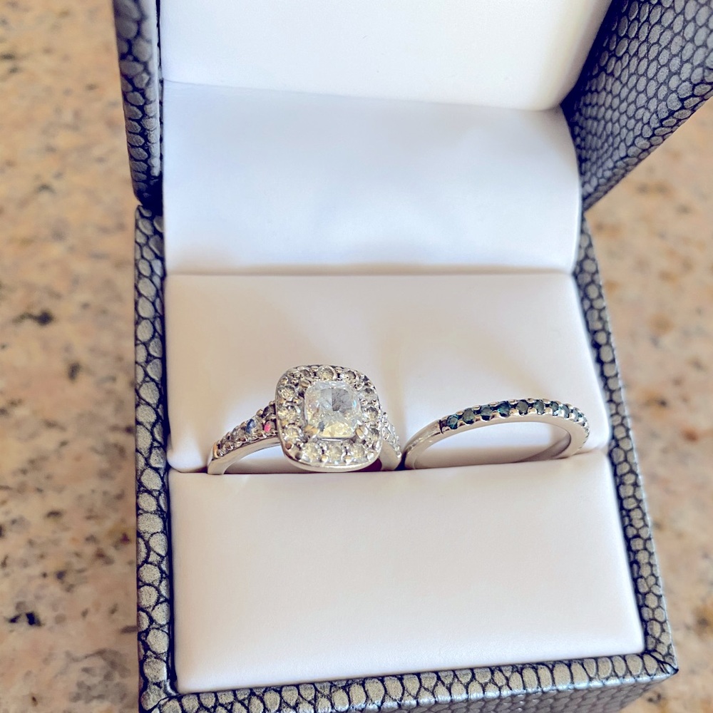 Ashcroft and Oak Wedding Set w/ custom teal band.